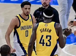 九游体育入口-西亚卡姆迎来十赛季高光表现浓眉哥连续三场比赛得分超过连败，巴塞罗那围绕法甲门线救险瞬间刷屏的简单介绍